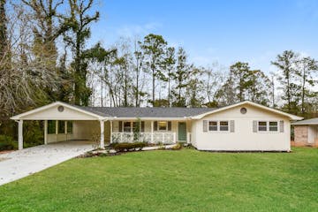 120 ZION WOOD RD LOGANVILLE, GA 30052